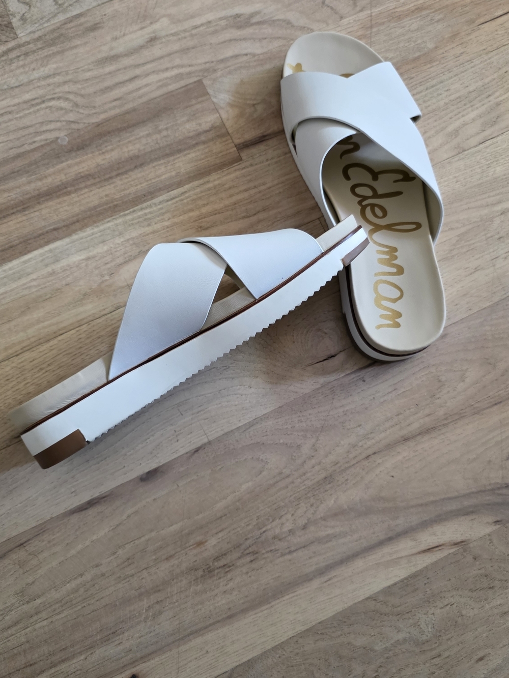 Sam Edelman White Cross-Strap Slide Sandals 'Audrea' - Picture 5 of 10